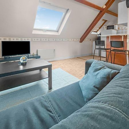 Апартаменты Pied-A-Terre A Монлюсон Экстерьер фото