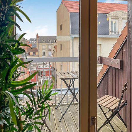 Апартаменты Pied-A-Terre A Монлюсон Экстерьер фото